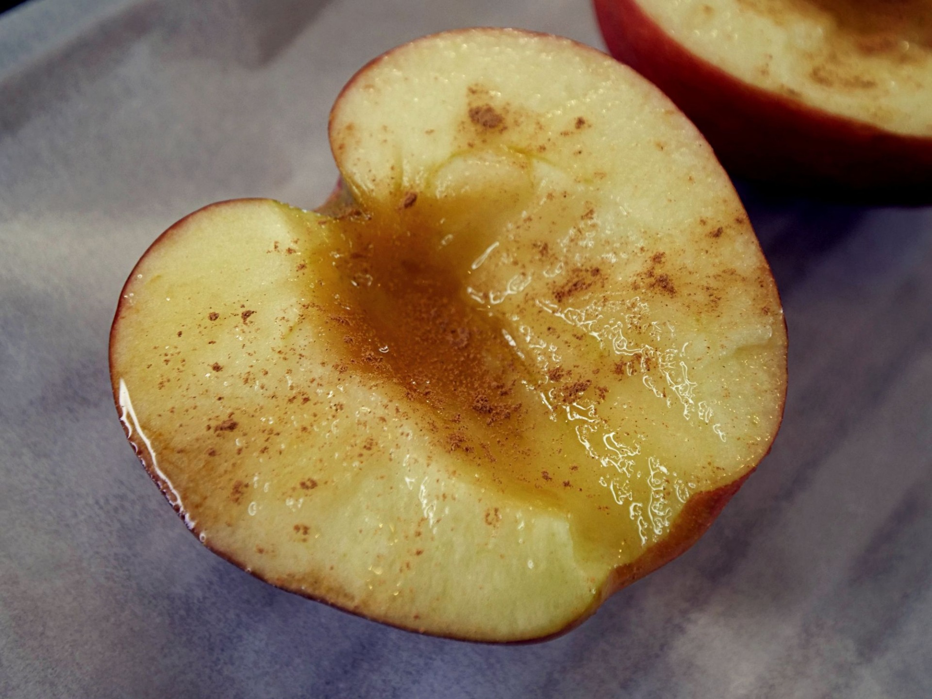 Baked apple with honey and cinnamon