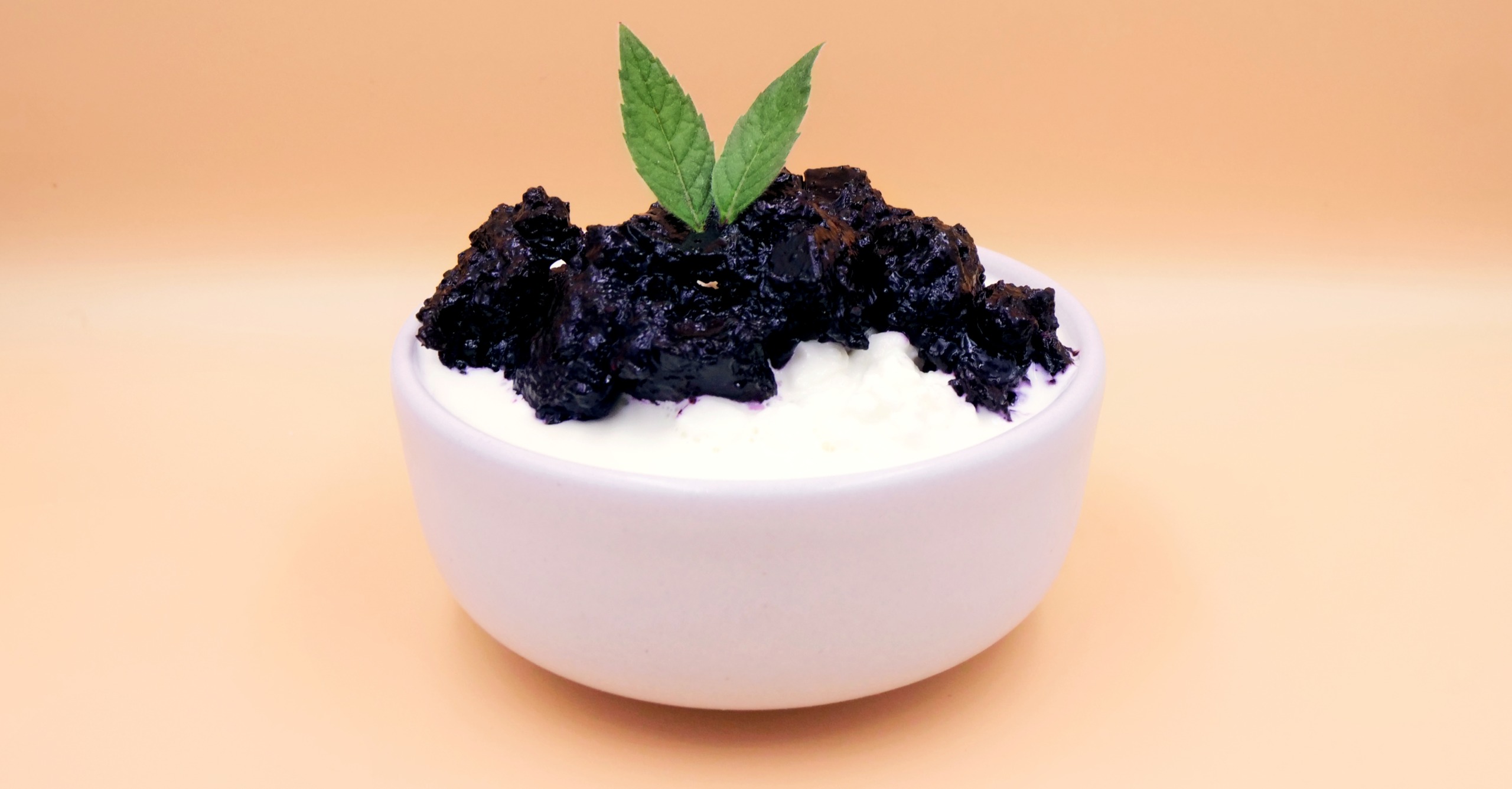 Cottage cheese with jam