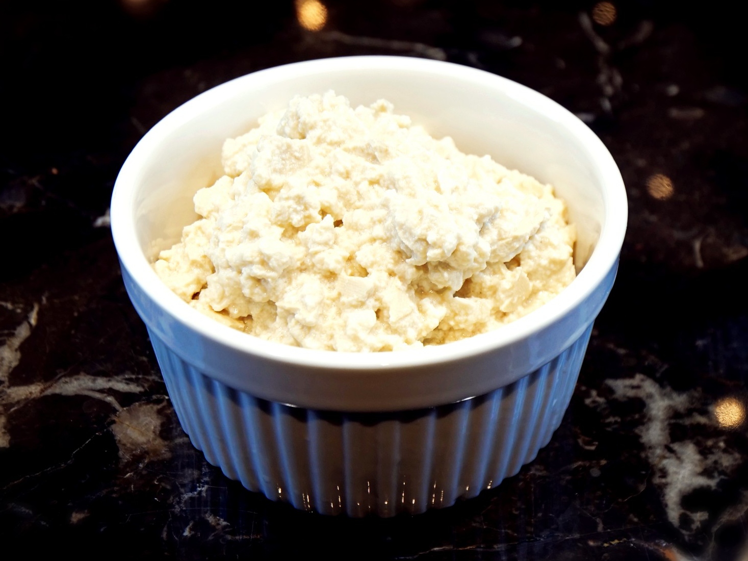 Cottage cheese with jam