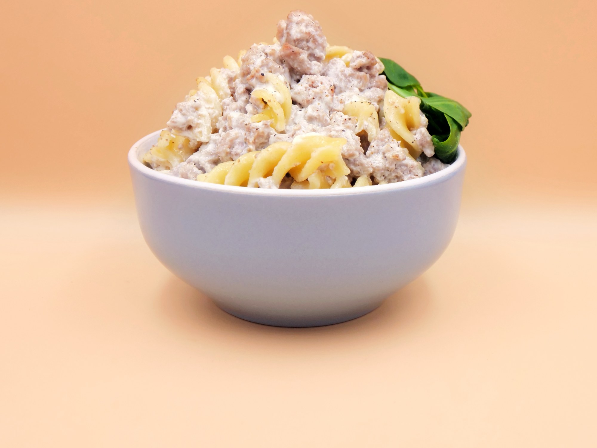 Pasta with turkey and yogurt recipe