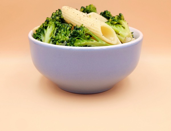 Pasta with broccoli and toasted sesame recipe