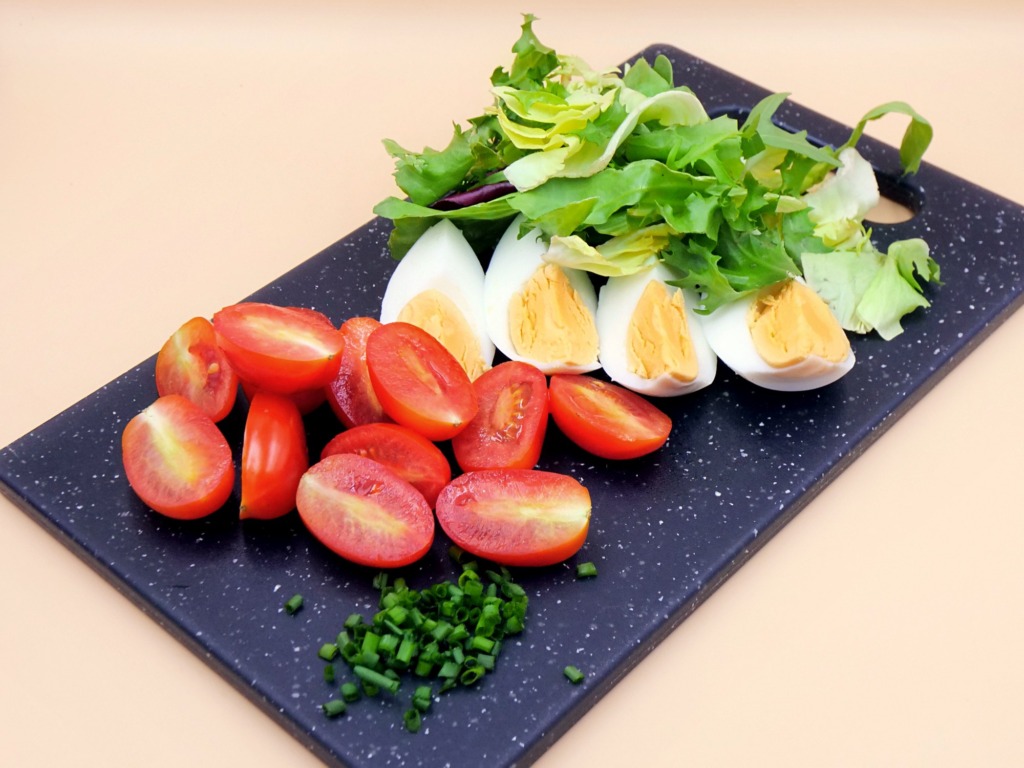 Tuna and egg salad recipe