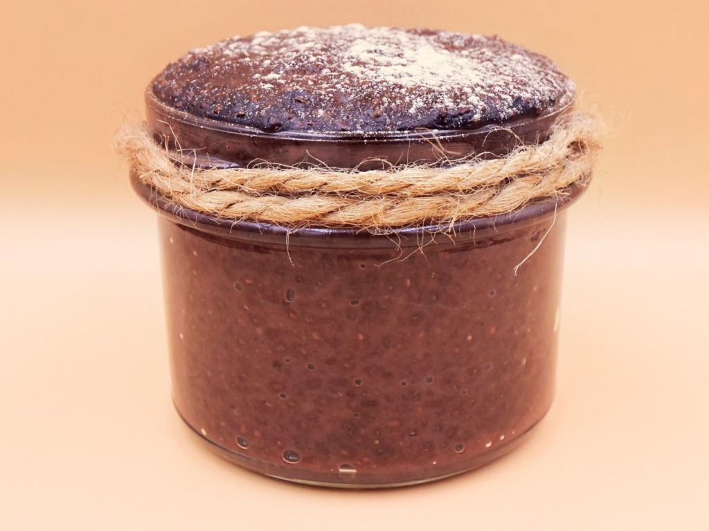 Chocolate chia pudding with peanut butter recipe