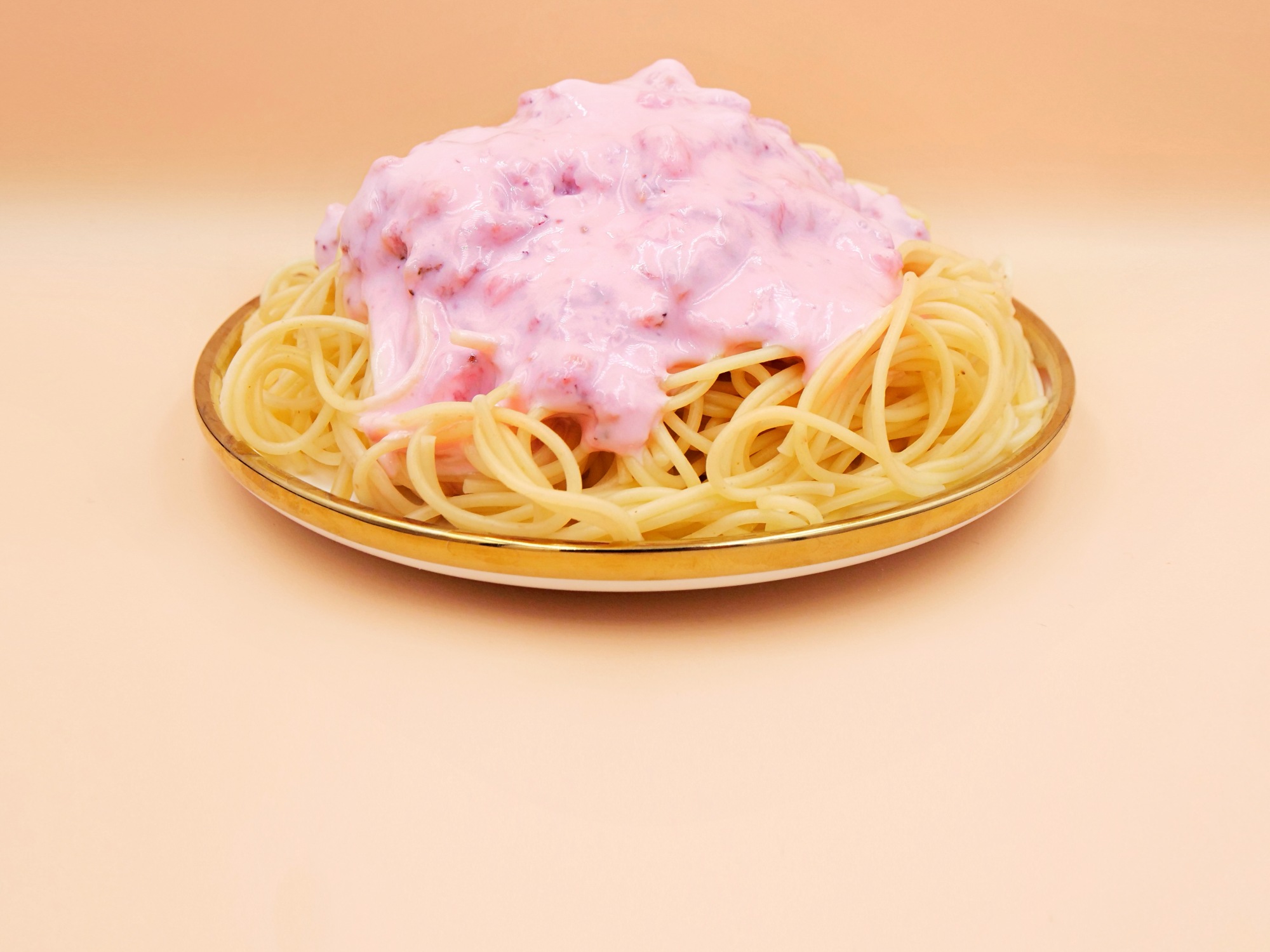 pasta with strawberries and yogurt2main