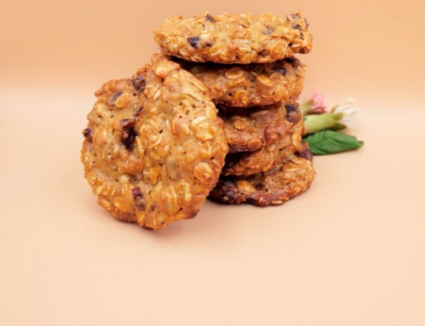 Oatmeal cookies with raisins and sunflower seeds recipe