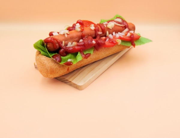 Vegan hot dog with vegetables recipe