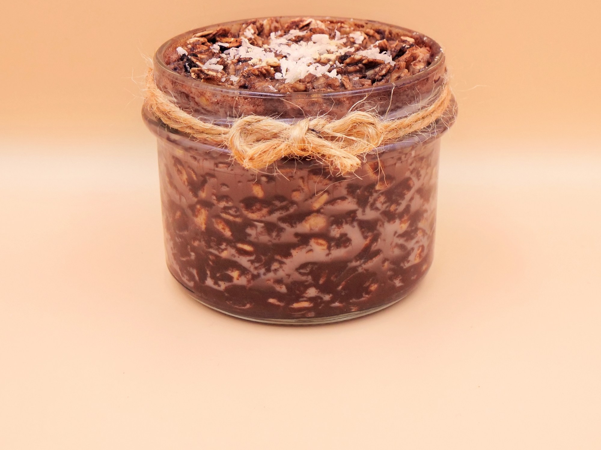 Coconut-chocolate overnight oats recipe