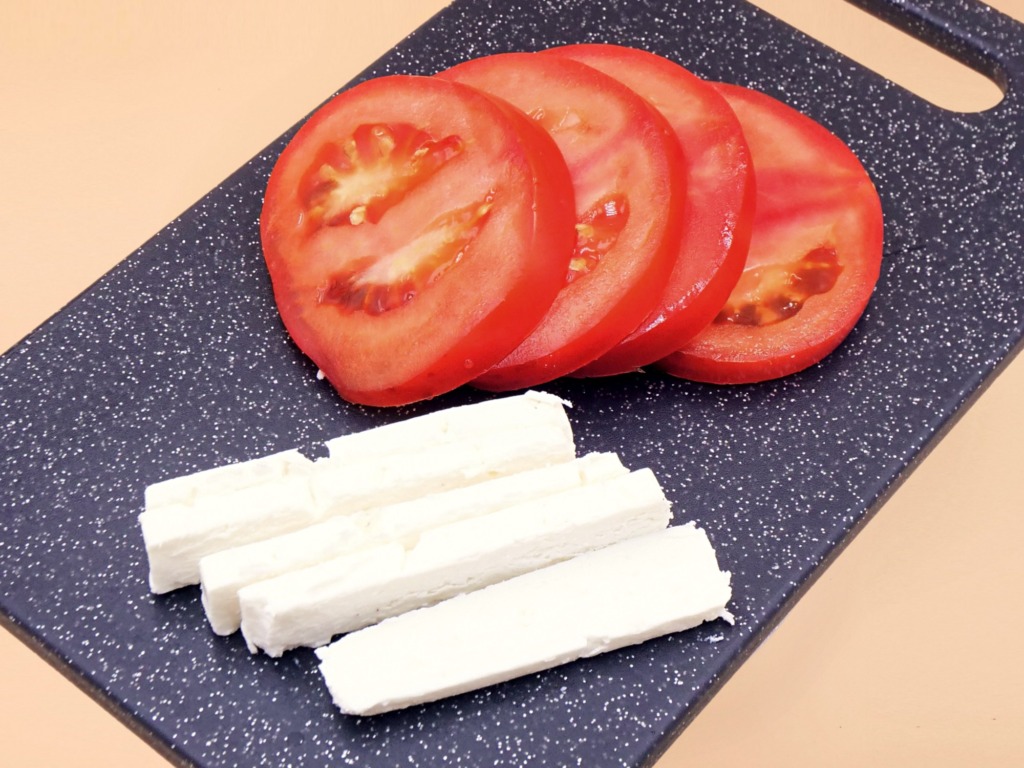 Feta cheese with tomatoes recipe