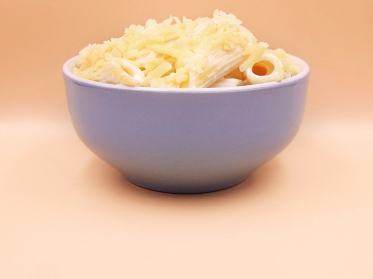 Pasta with cheese and yogurt recipe