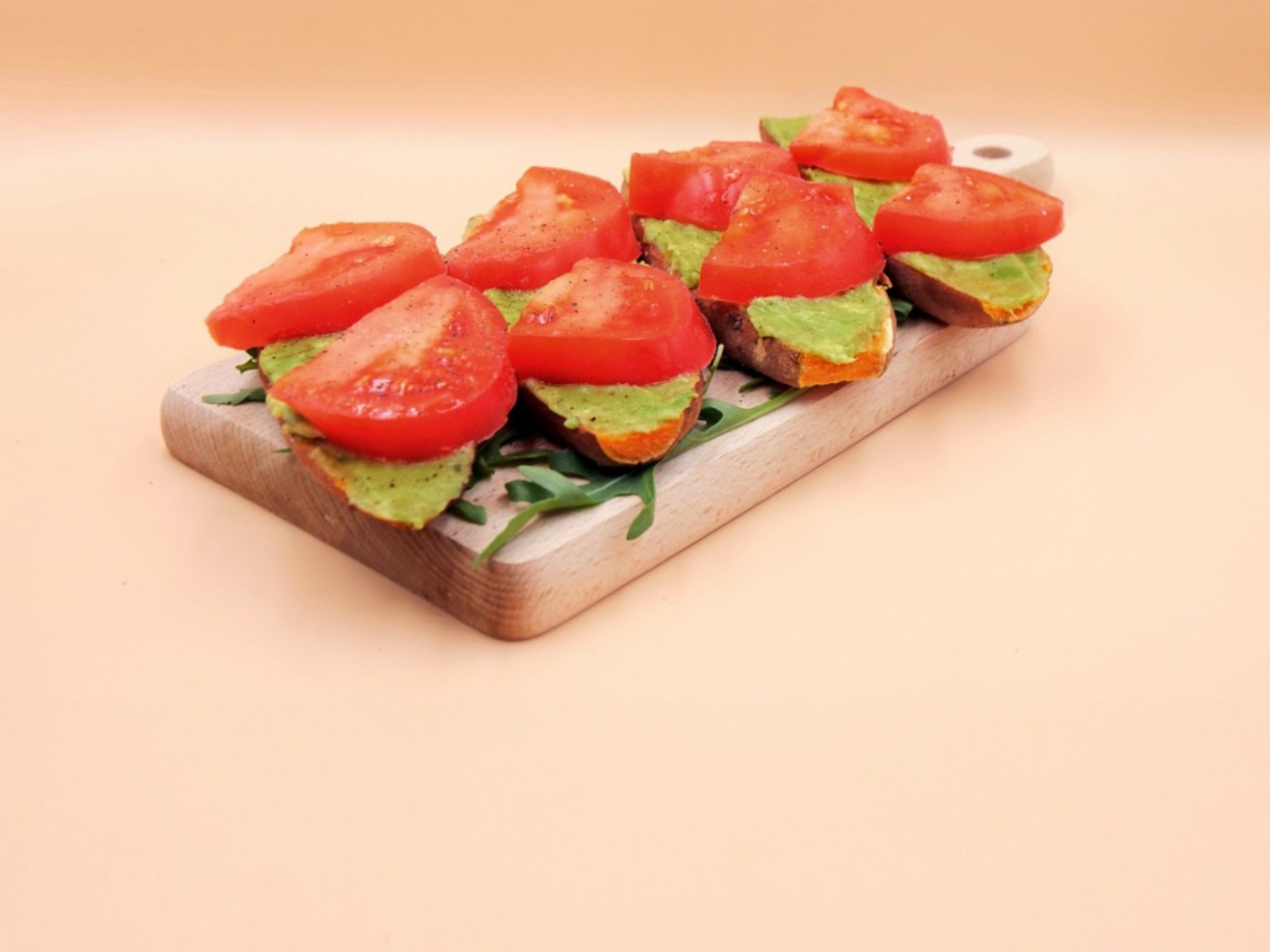 Sweet potato toasts with avocado and tomato recipe